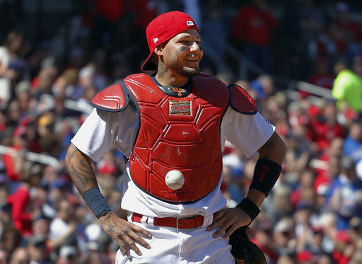 Ball gets stuck on Molina's chest protector in game against Cubs